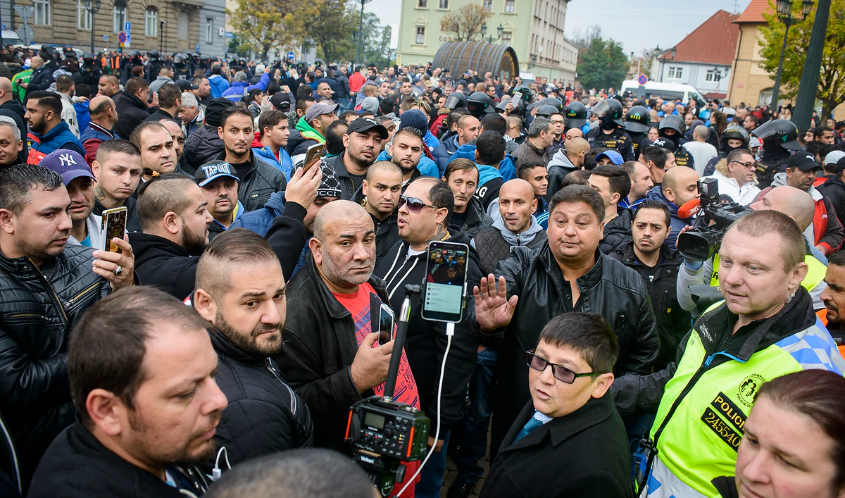 2016_10_27_zatec_romove_jsou_lide_zewlakk_-7748