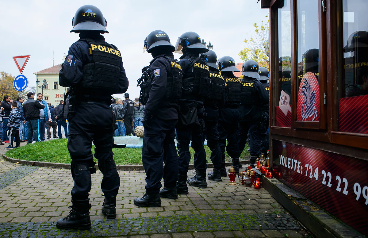 2016_10_27_zatec_romove_jsou_lide_zewlakk_-7761