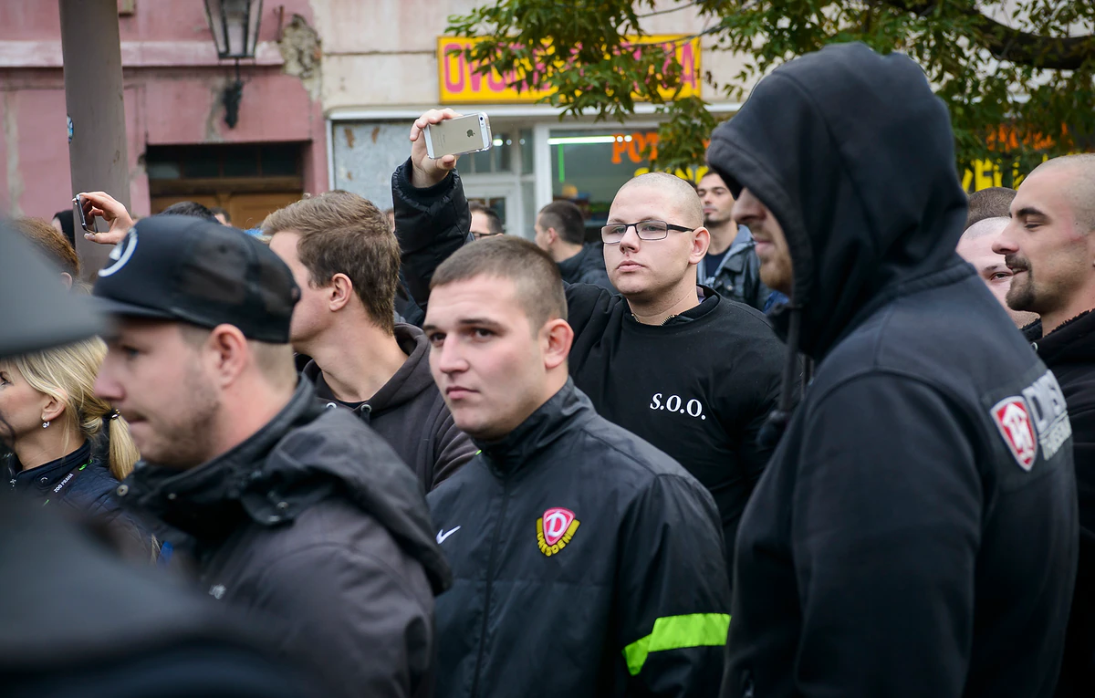 2016_10_27_zatec_romove_jsou_lide_zewlakk_-7769