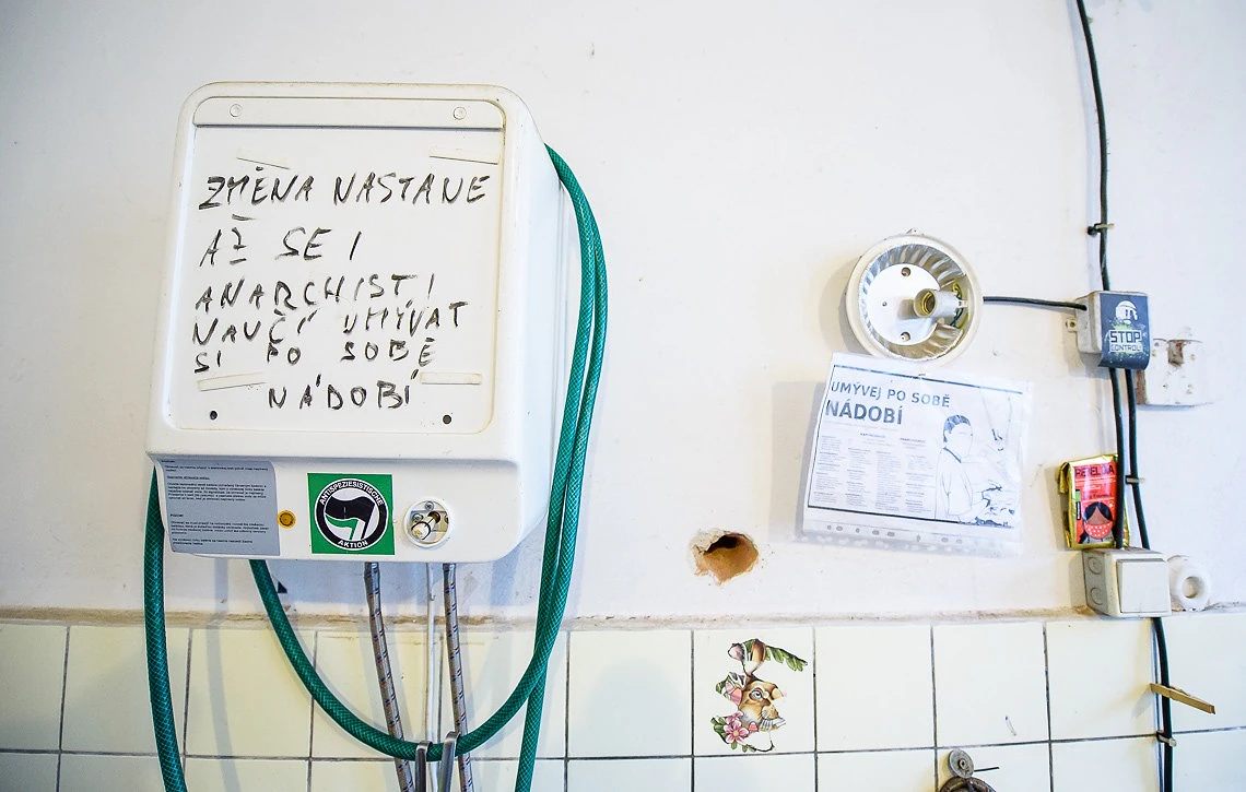 2019 01 10 klinika pokus o vyklizeni 1140px zewlakk 8542