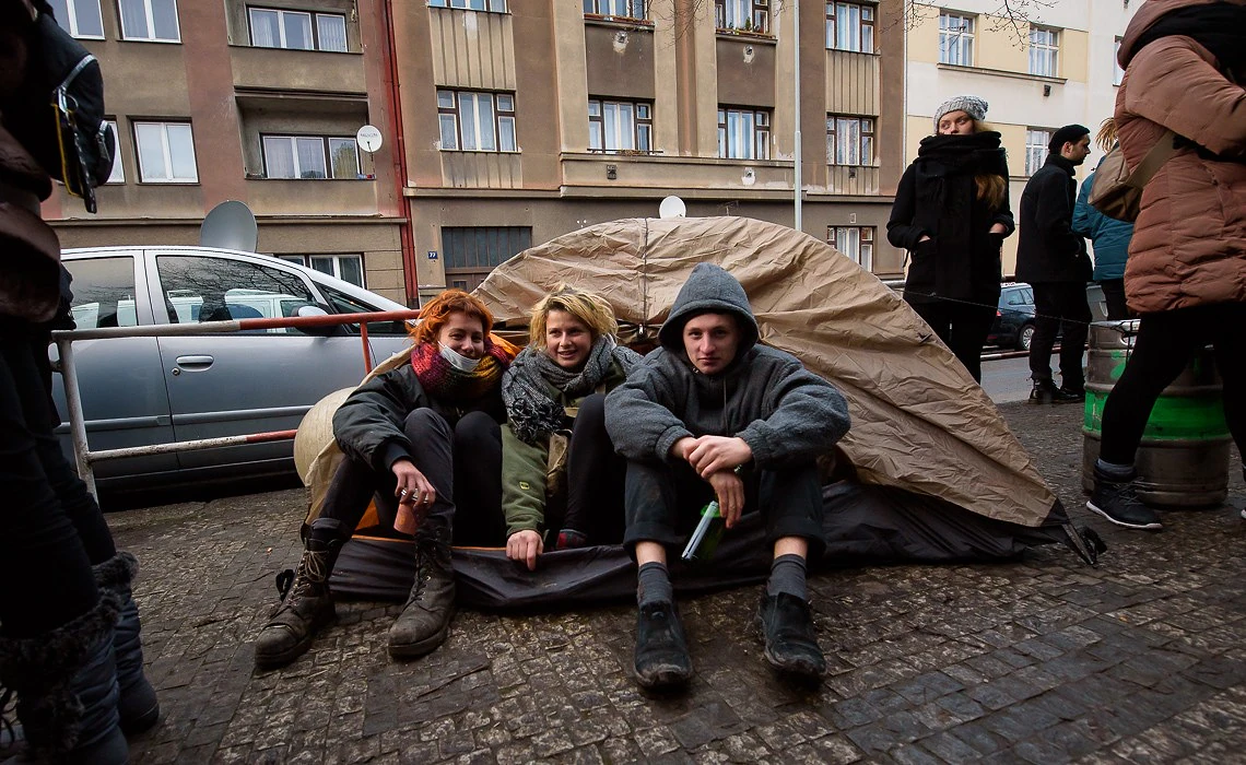 2019 01 10 klinika pokus o vyklizeni 1140px zewlakk 9036