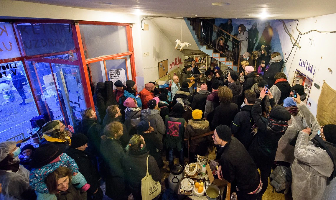 2019 01 10 klinika pokus o vyklizeni 1140px zewlakk 9101