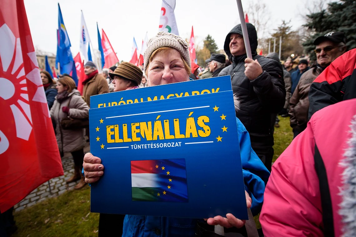 2019 01 19 demo madarsko 1140 zewlakk 0075