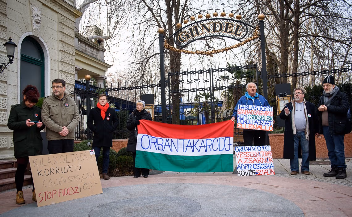 2019 01 19 demo madarsko 1140 zewlakk 9874