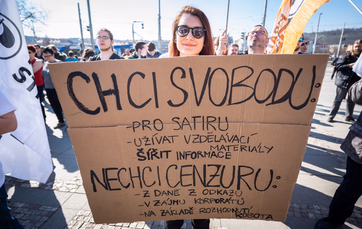 2019 03 23 demo za svobodny internet 1920 zewlakk 1502