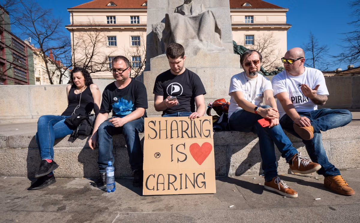 2019 03 23 demo za svobodny internet 1920 zewlakk 1597