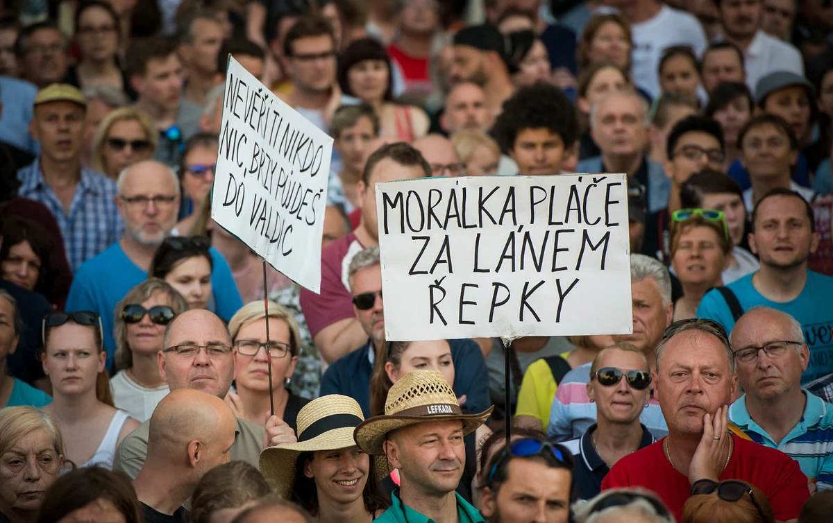 2019 06 04 demo vaclavak 1920 zewlakk 6359