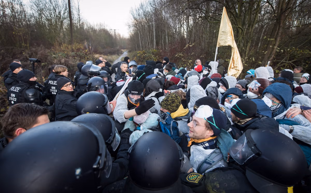2019 11 30 ende gelende 2400 zewlakk 1203