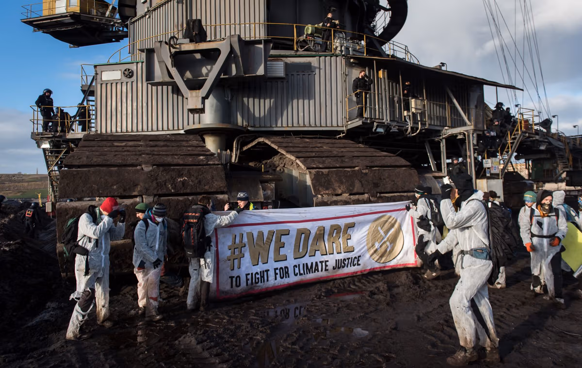 2019 11 30 ende gelende 2400 zewlakk 1780