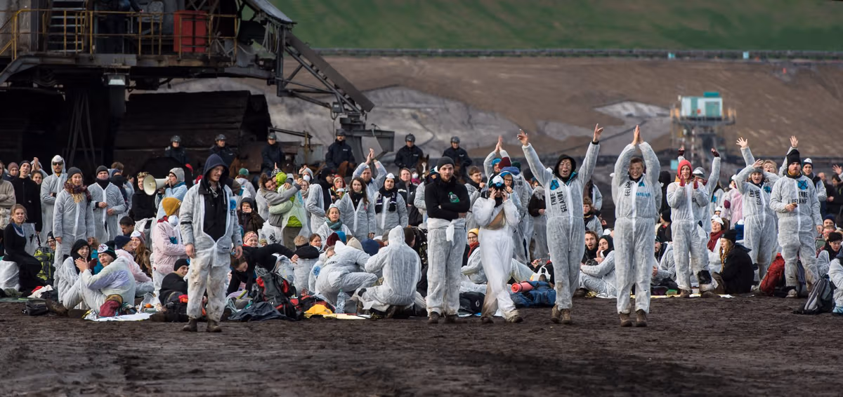 2019 11 30 ende gelende 2400 zewlakk 1900