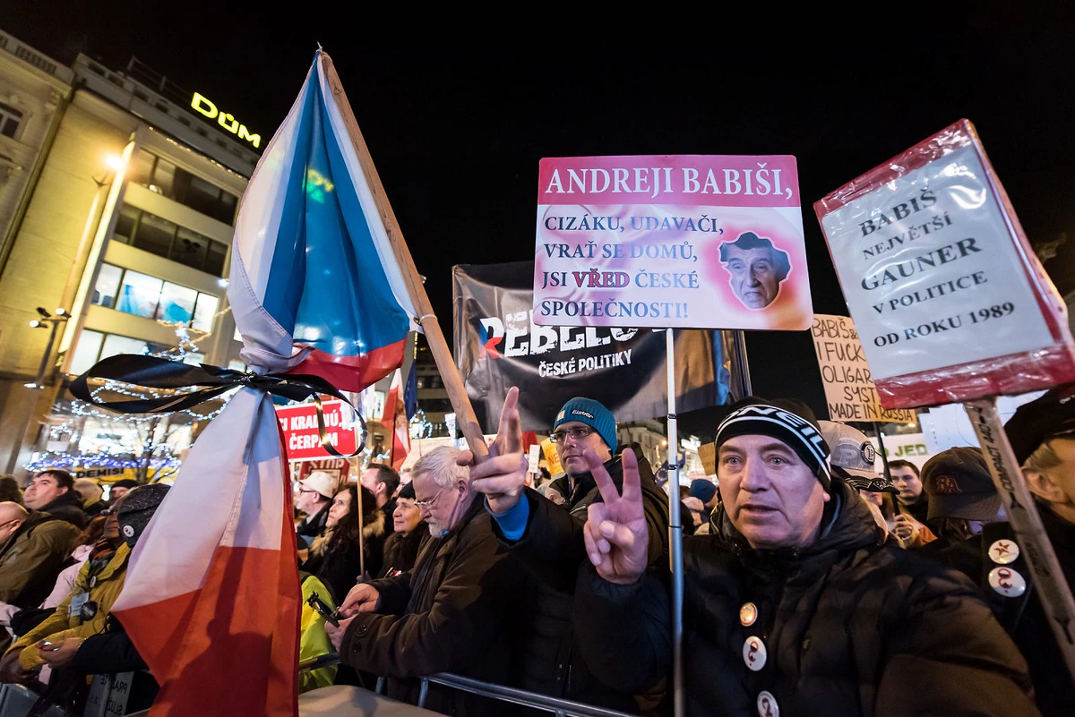 2019 12 10 milion chvilek 2400px zewlakk 2822