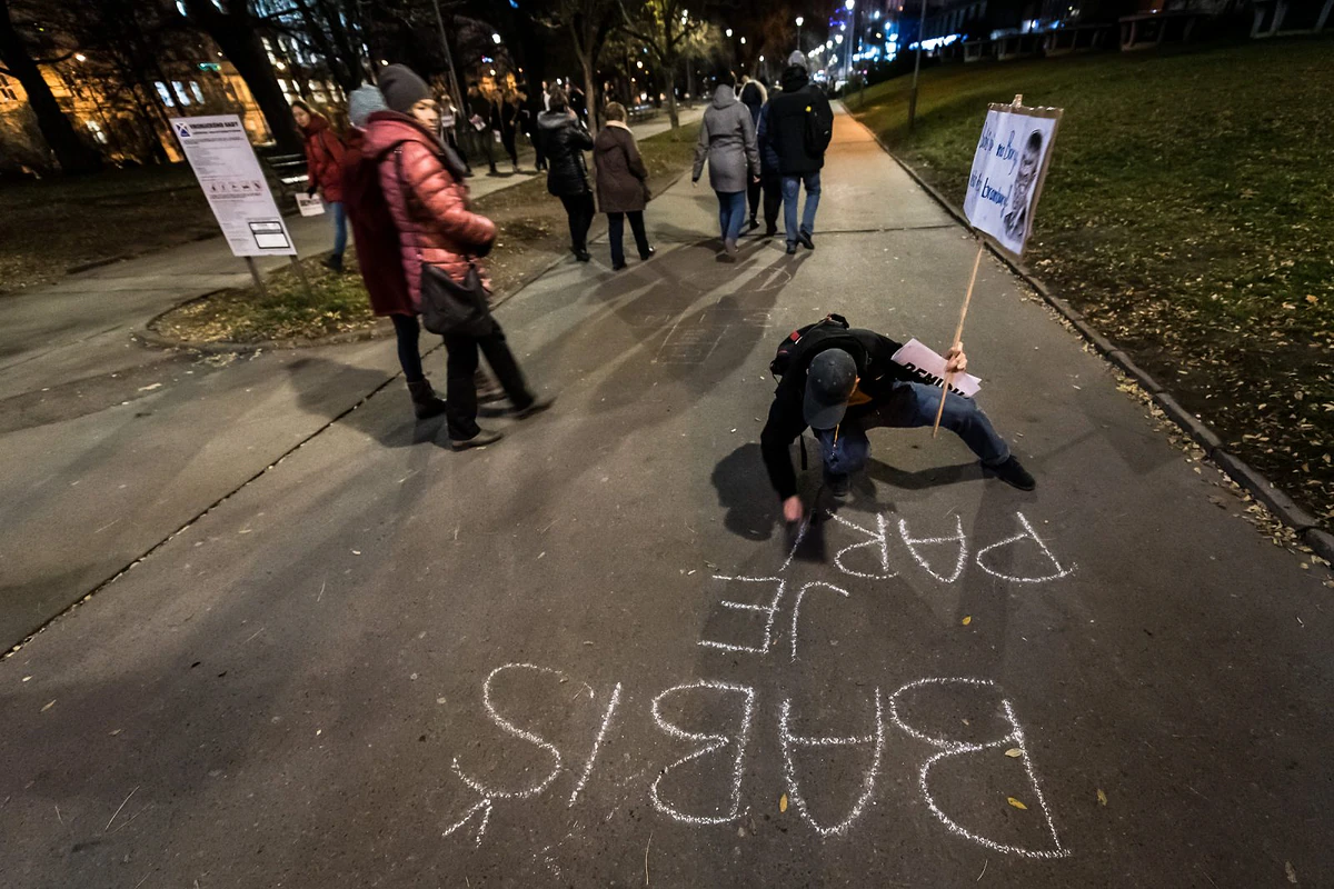 2019 12 10 milion chvilek 2400px zewlakk 3477