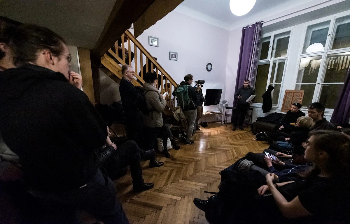 2020 02 14 airBNB 2400 zewlakk 8997