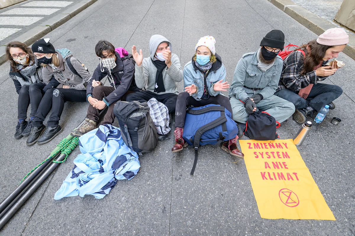 2020 10 01 XR blokada 2400px zewlakk 7157