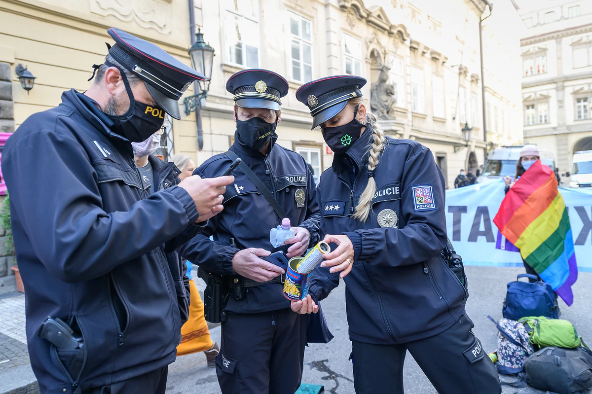 2020 10 01 XR blokada 2400px zewlakk 7371