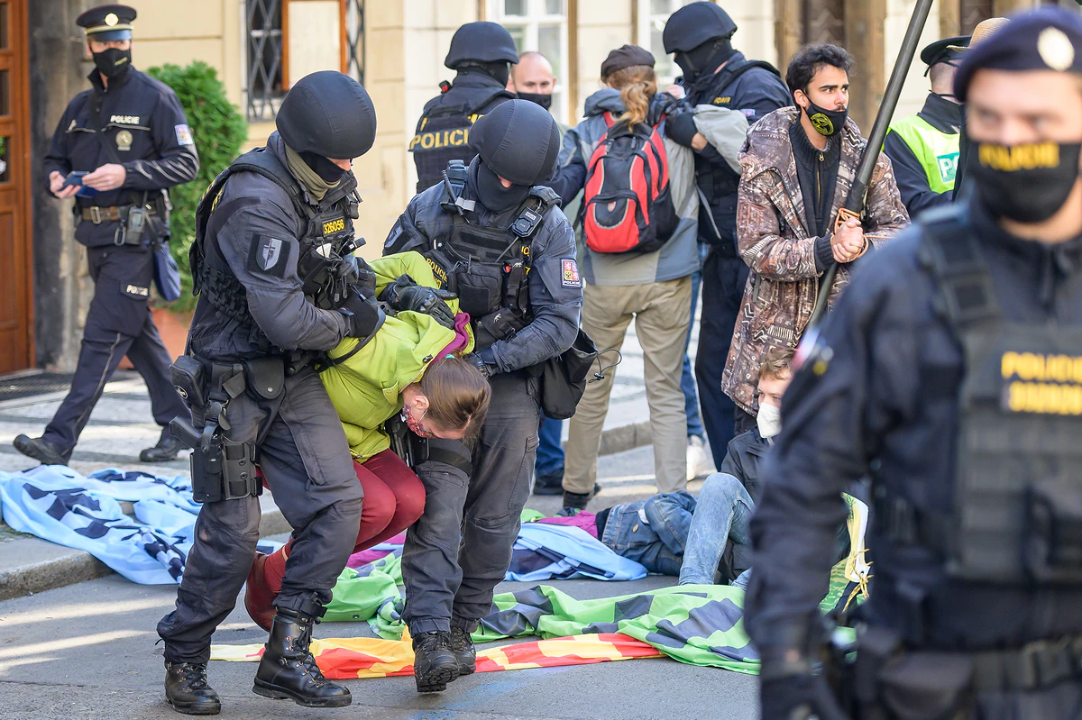 2020 10 01 XR blokada 2400px zewlakk 7622