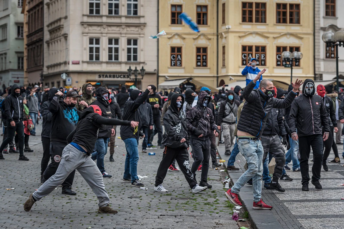 2020 10 18 staromak hooligans 2400px zewlakk 2483
