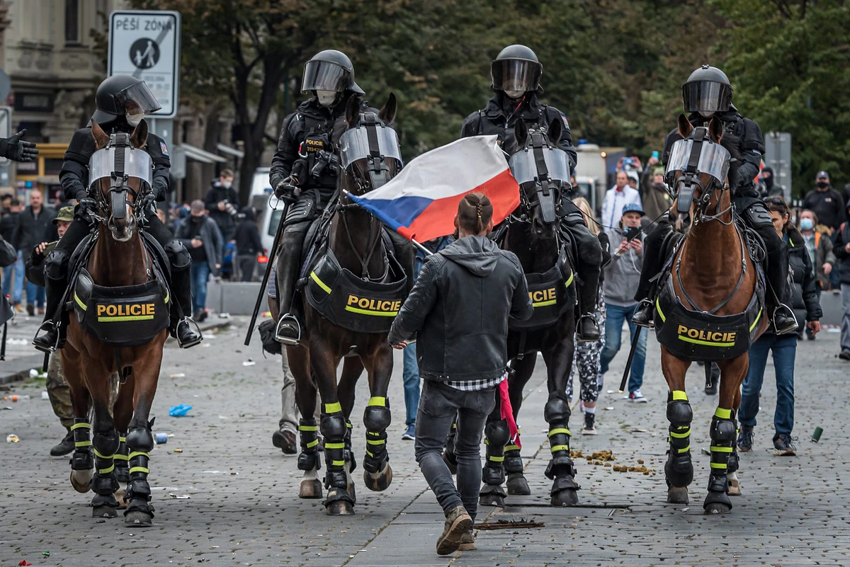 2020 10 18 staromak hooligans 2400px zewlakk 2707