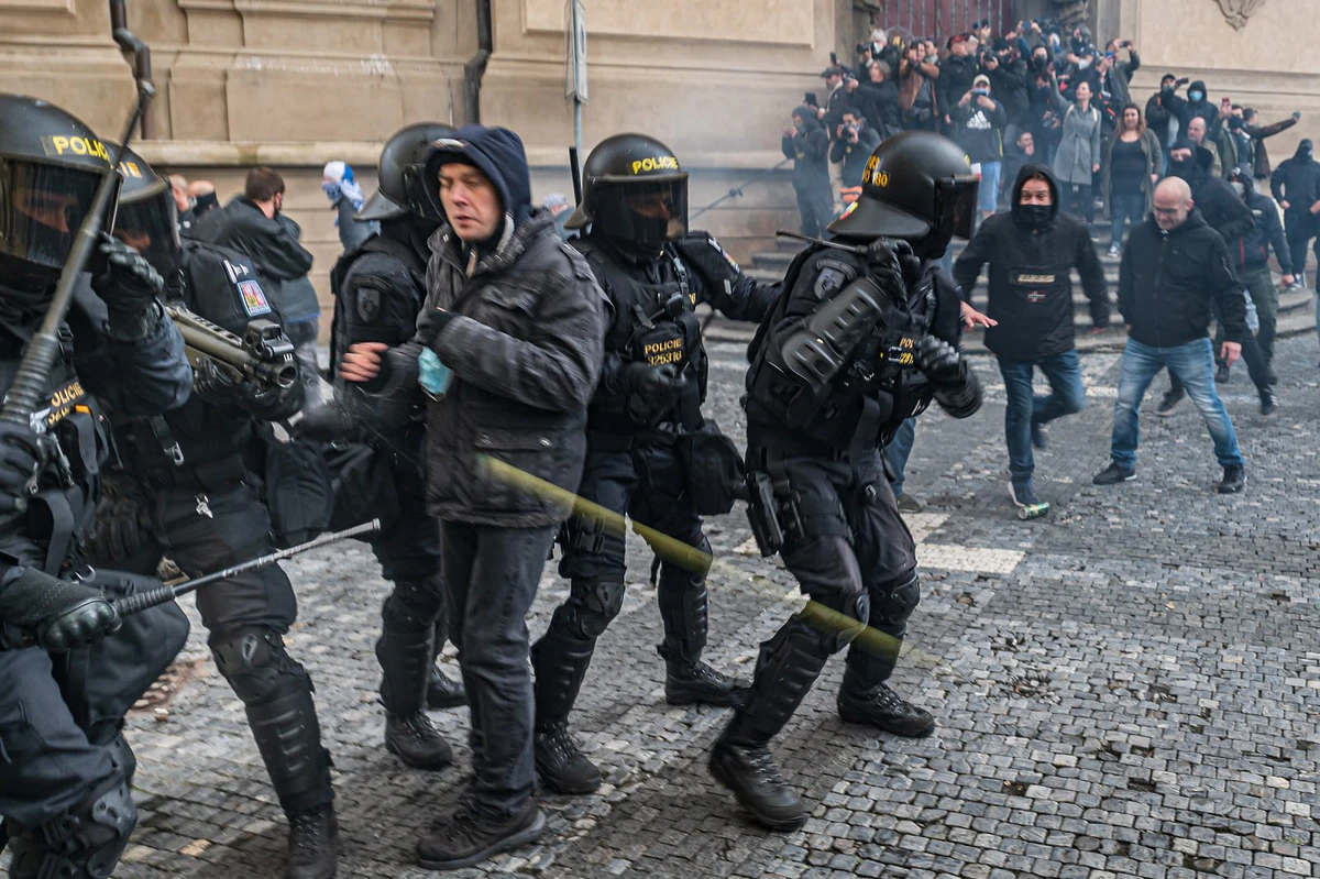 2020 10 18 staromak hooligans 2400px zewlakk 4049