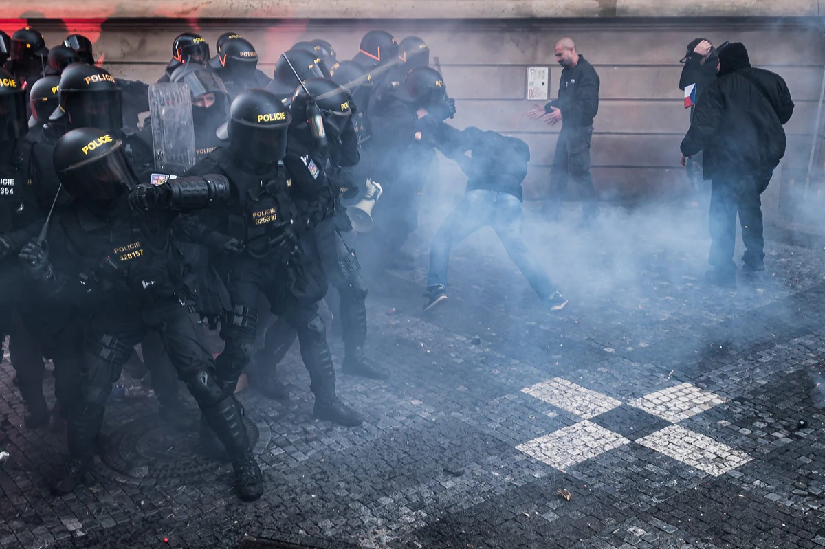 2020 10 18 staromak hooligans 2400px zewlakk 4093