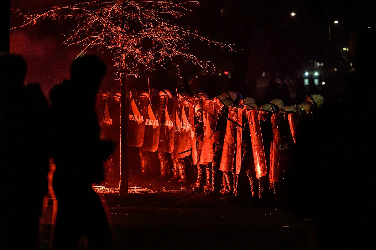 Fotoreport: Nejagresivnější Pochod nezávislosti. Ve Varšavě demonstrovali národovci 30 2020 11 11 varsava den nezavislosti zewlakk 1707