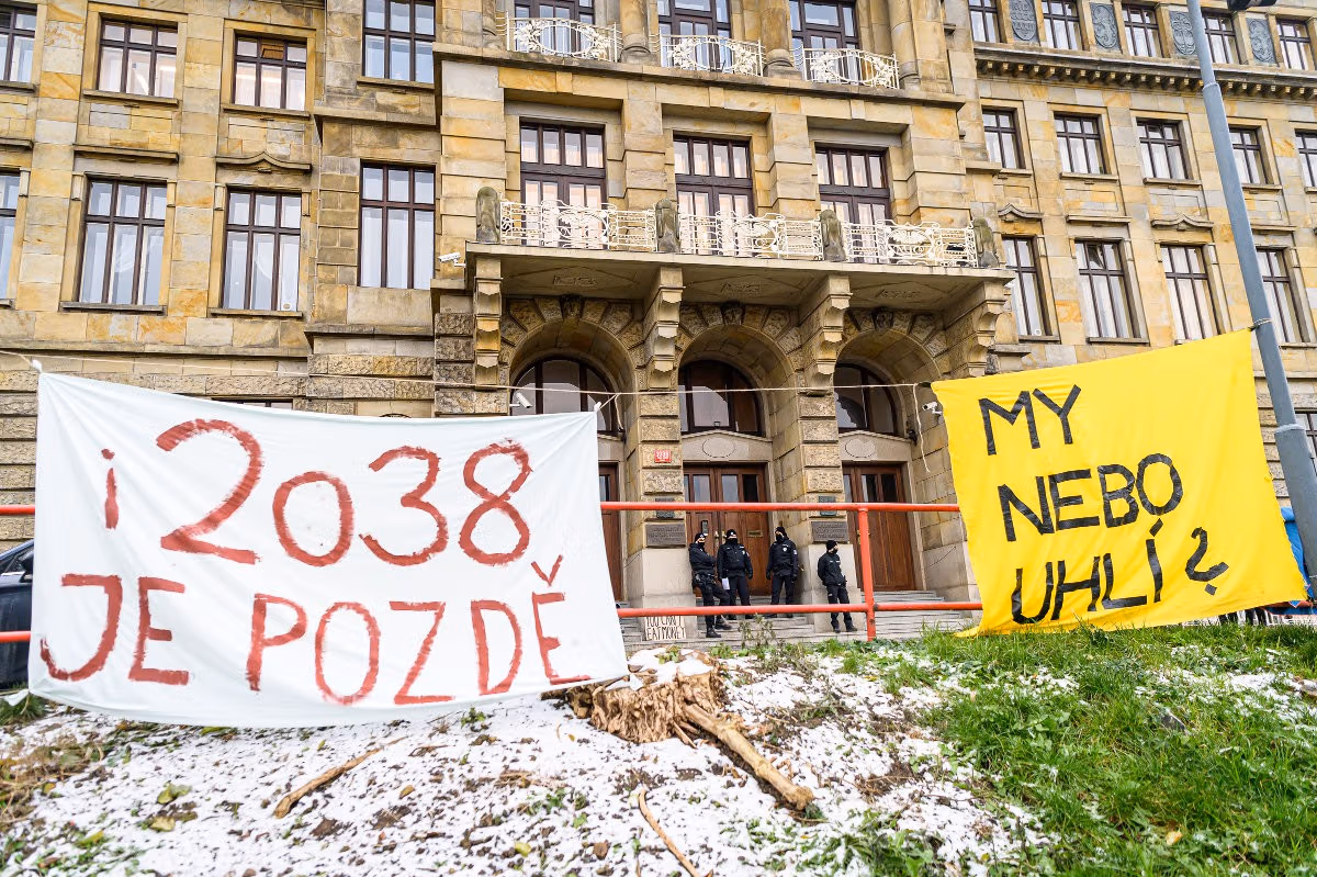 2020 12 04 deo uhelna komise 2400px zewlakk 6891