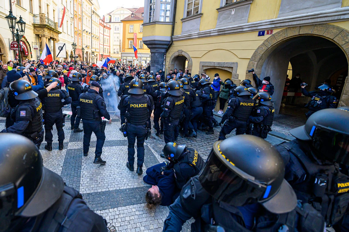 Nuda na chvíli zmizela, ale frustrace zůstává. Fotoreport z antirouškařské neděle 25 2021 03 07 chcipl pes 2400 zewlakk 8779