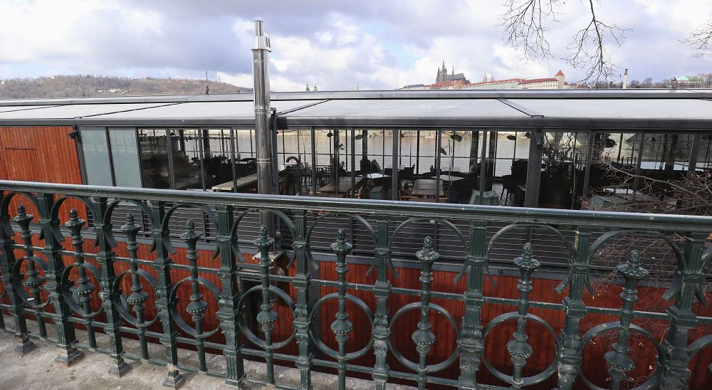 03 Marina Ristorante col