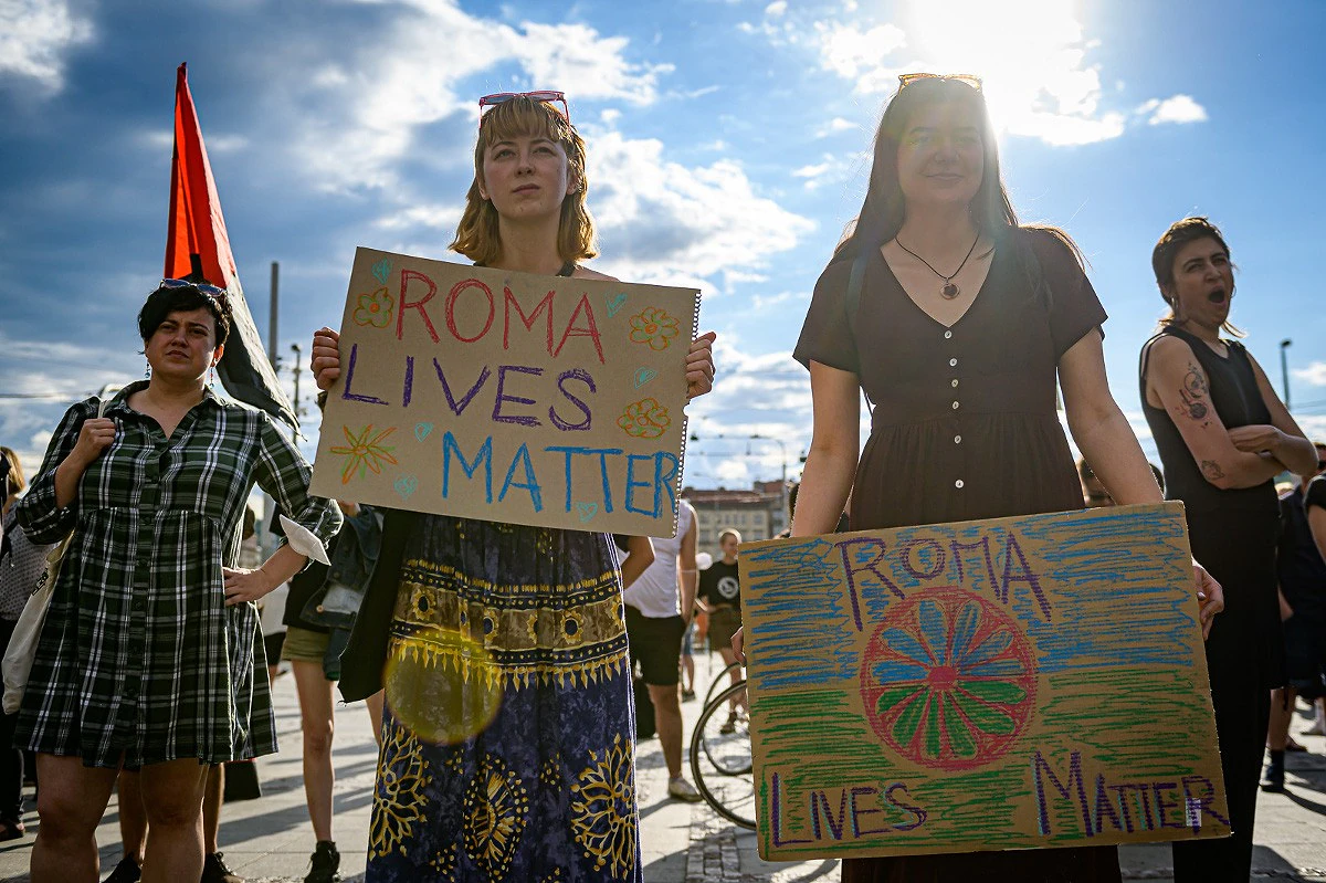 2021 06 30 roma lives matter 1600px 7641
