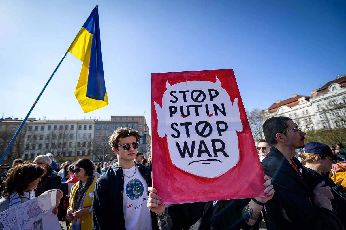 2022 03 26 rusove proti putinovi 2400px 2859 4