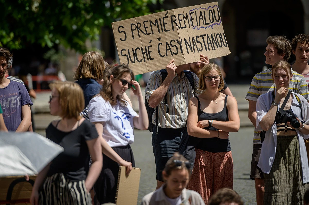2022 06 17 FFF stavka 2400px 1744