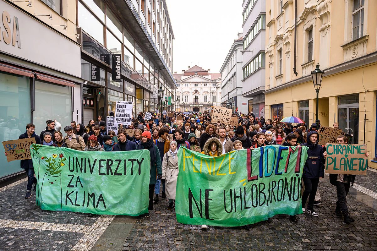 2022 11 17 stavka za klima 2400px 4175