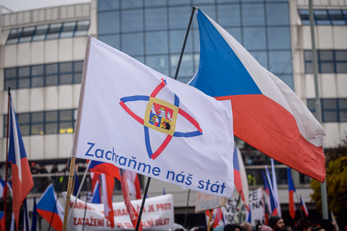 Fotoreport: Dezinfo hnutí už na energie kašle. Skončilo u nenávisti k uprchlíkům a s pár tisíci lidí 4 2022 11 17 vrabel CT 1400px 4620