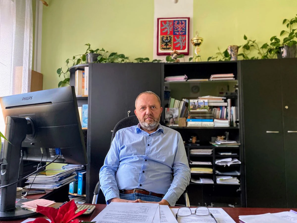 Osoblaha. Místo, kde mizí silnice, práce i lidé 3 3 Antonin Rous starosta Osoblahy. Foto Stanislav Biler