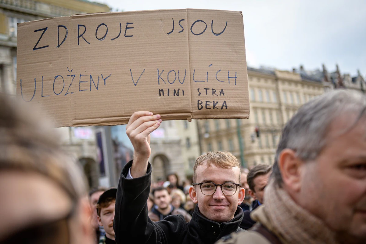 Fotoreport: Humanitní fakulty se rozhodly bojovat za práva pracujících. Tedy za svá práva 5 2023 10 17 vysokoskolska stavka 2400px 1074
