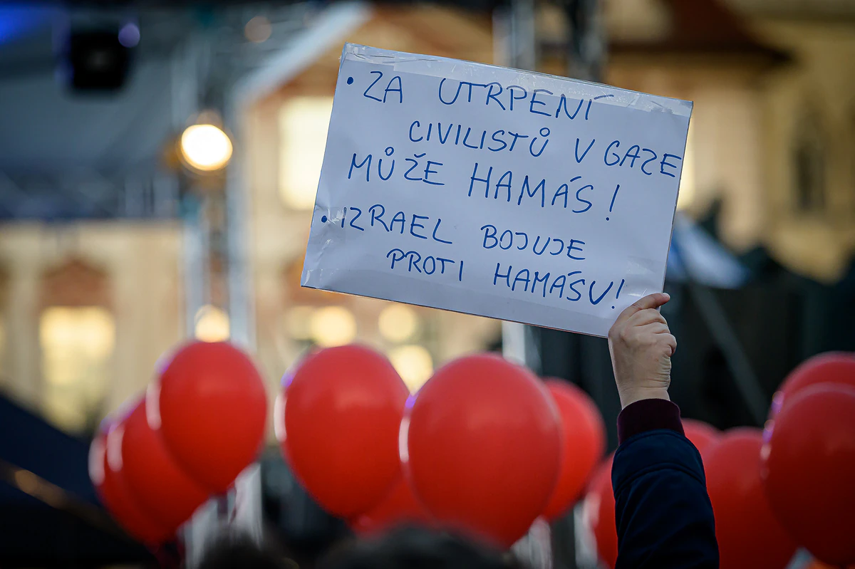 2023 11 01 stojime za izraelem 2400px 5689