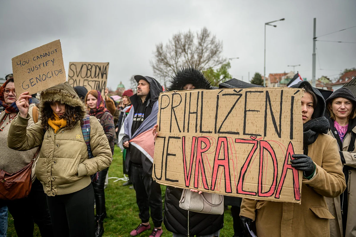 2024 03 24 demo free gaza klarov 2400px 2063