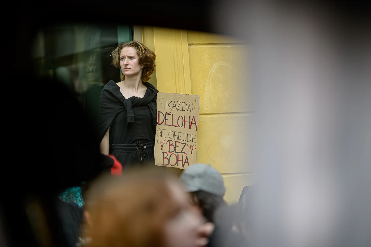 2025 04 26 blokada hnuti pro zivot 2400px 5185 e1745749341252
