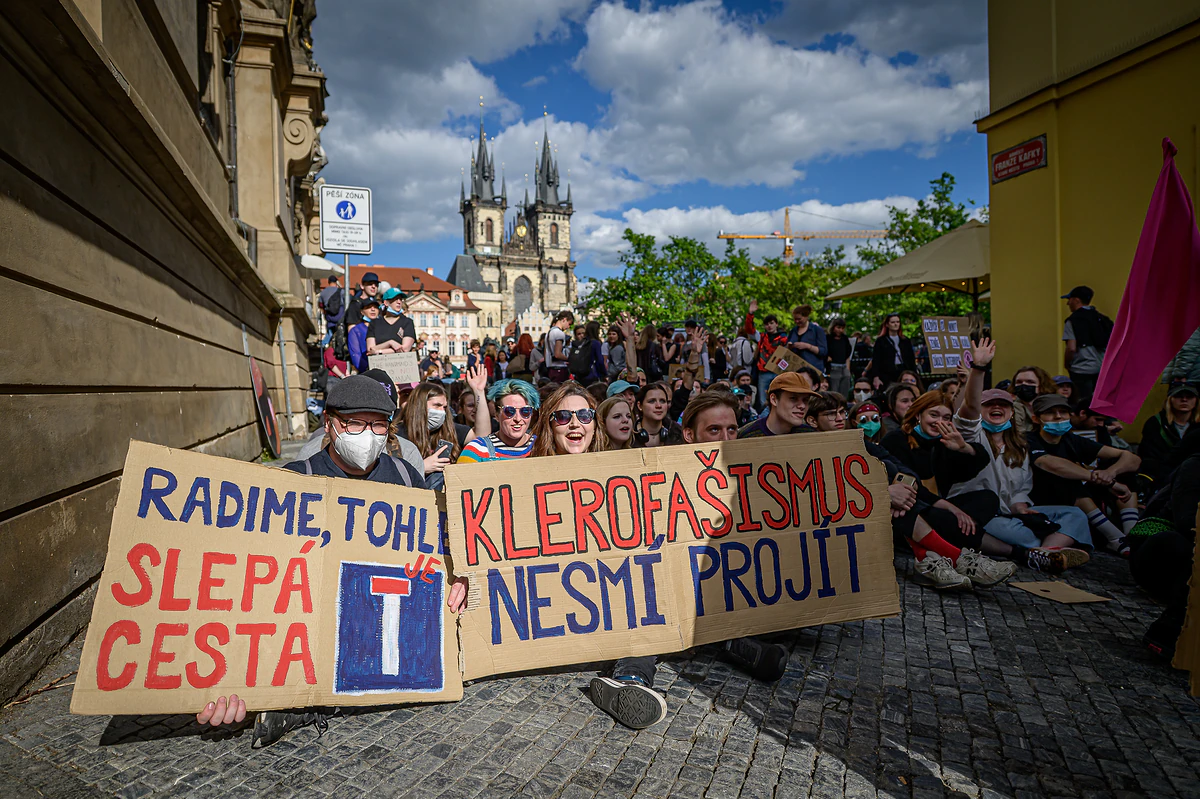 2025 04 26 blokada hnuti pro zivot 2400px 5752 e1745750004762