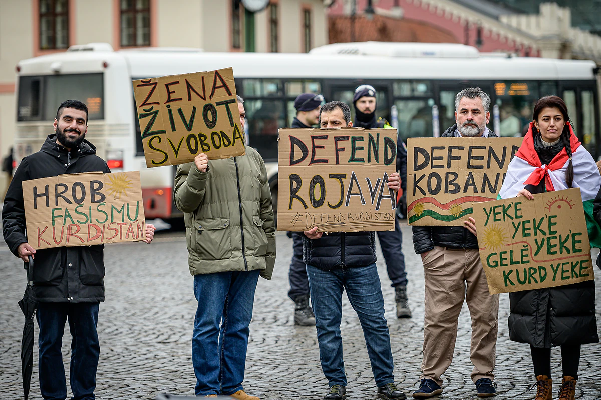 2026 02 22 kurdove nam republiky 2400px 1720 e1771779614359