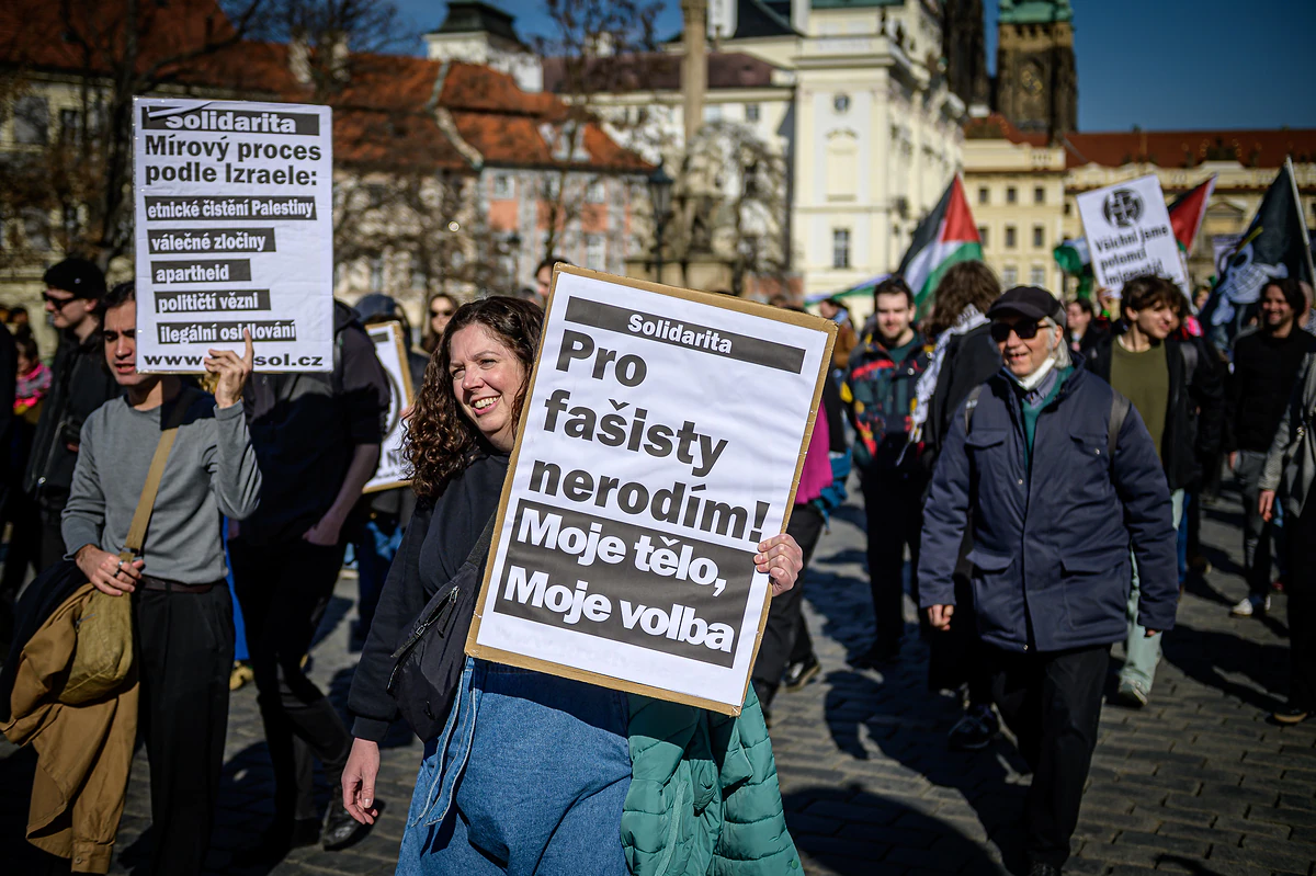 2026 03 28 demo 161 hradcany 2400px 0393