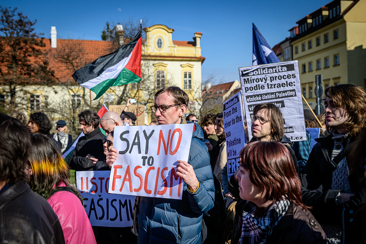 2026 03 28 demo 161 hradcany 2400px 0456