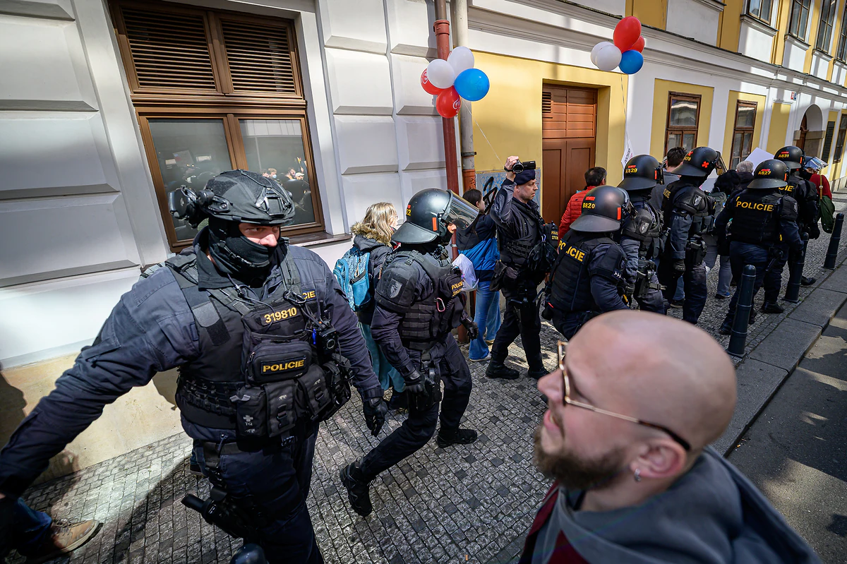 Duch Ježíše blokoval spolu se dvěma tisíci lidmi Hnutí pro život 20 2026 04 11 blokada pochodu pro zivot 2400px 3758 3