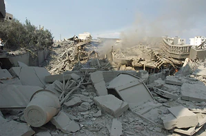 Bombed smoking Beirut house July 20 2006
